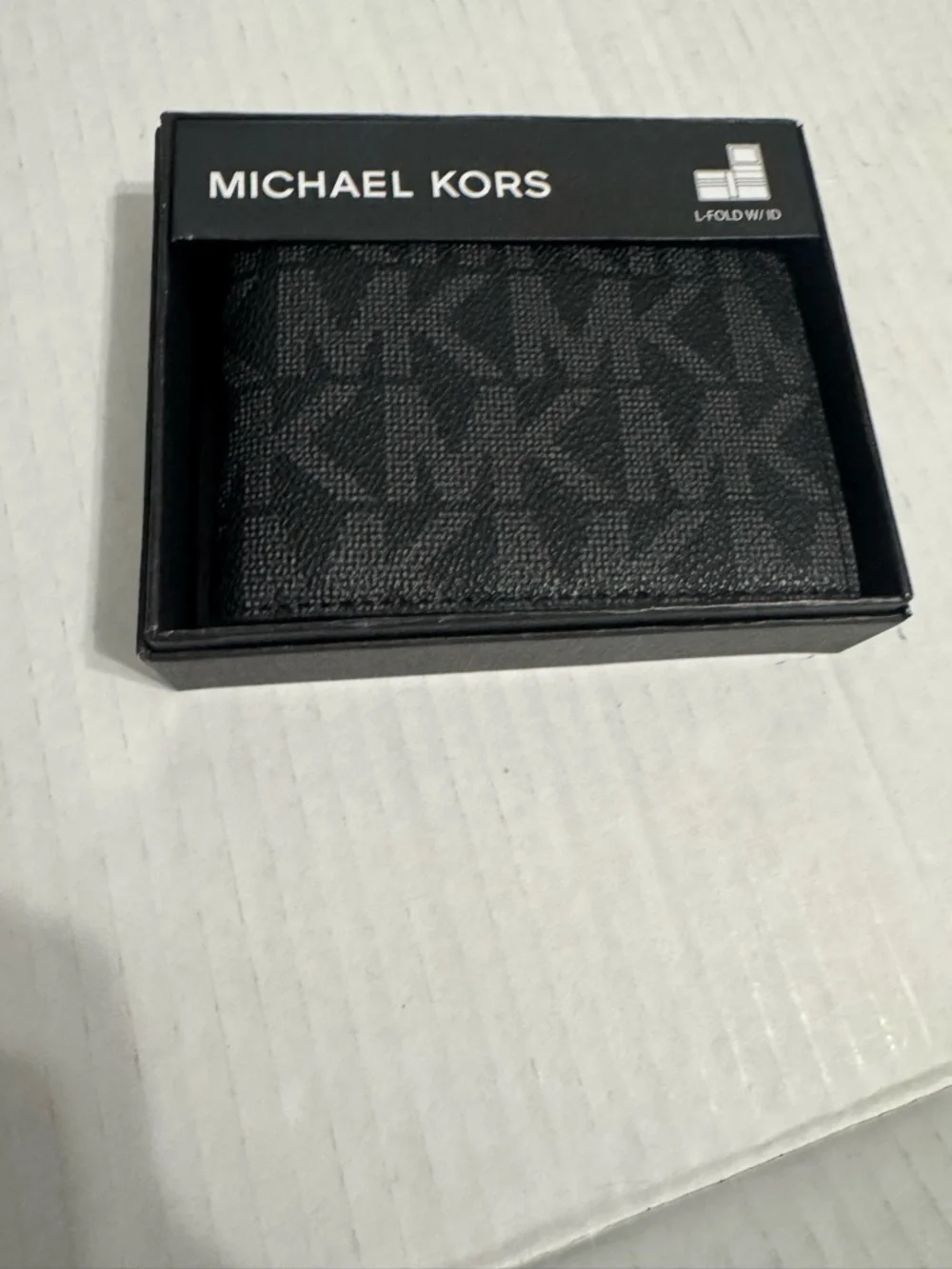 Michael Kors Men's Slim Bifold Wallet - Black & Gray MK Signature